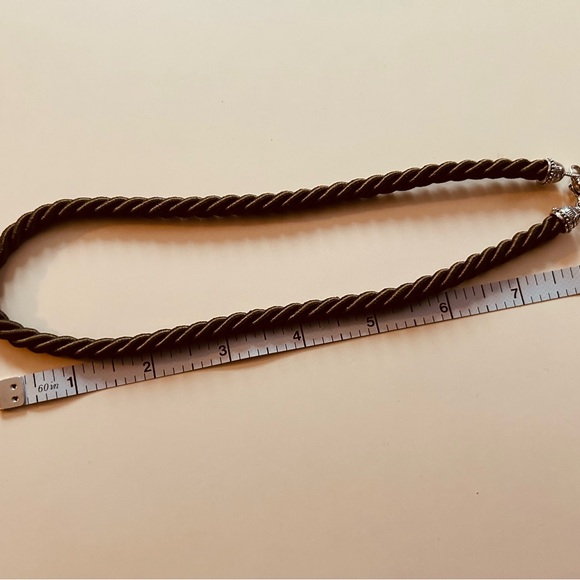 Judith Ripka Elegant Sterling Silver Cord Necklace with Yellow Gemstone - Picture 5 of 10